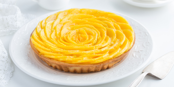 Dit recept voor zomerse mango taart wil je zeker proberen!