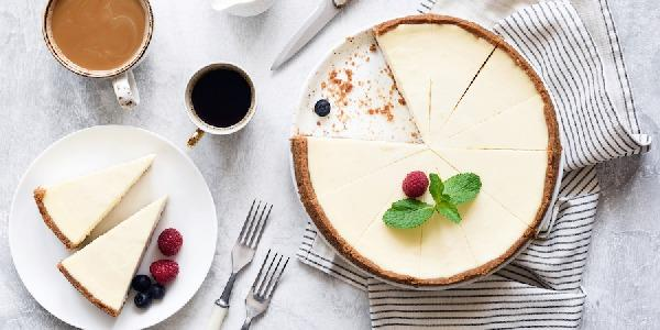 Cheesecake met een bodem van kruidnoten