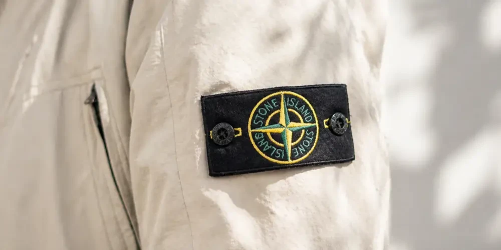 Alles over het iconische kompaslogo van Stone Island