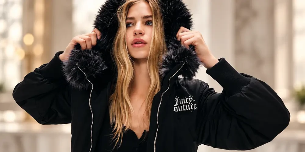 Juicy Couture x Bershka: de Y2K samenwerking waar je kast op zat te wachten